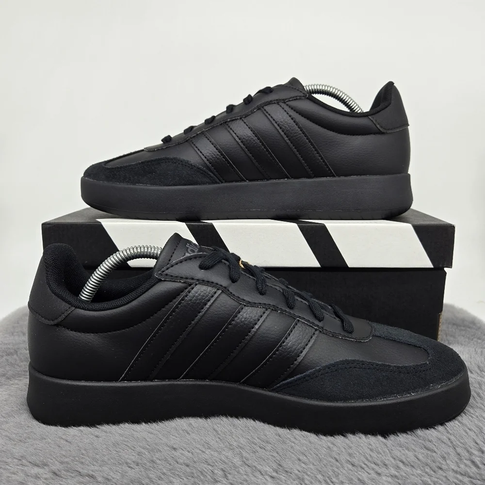 New Adidas Barreda Core Black JR1321 Men's Shoes Size 12.5